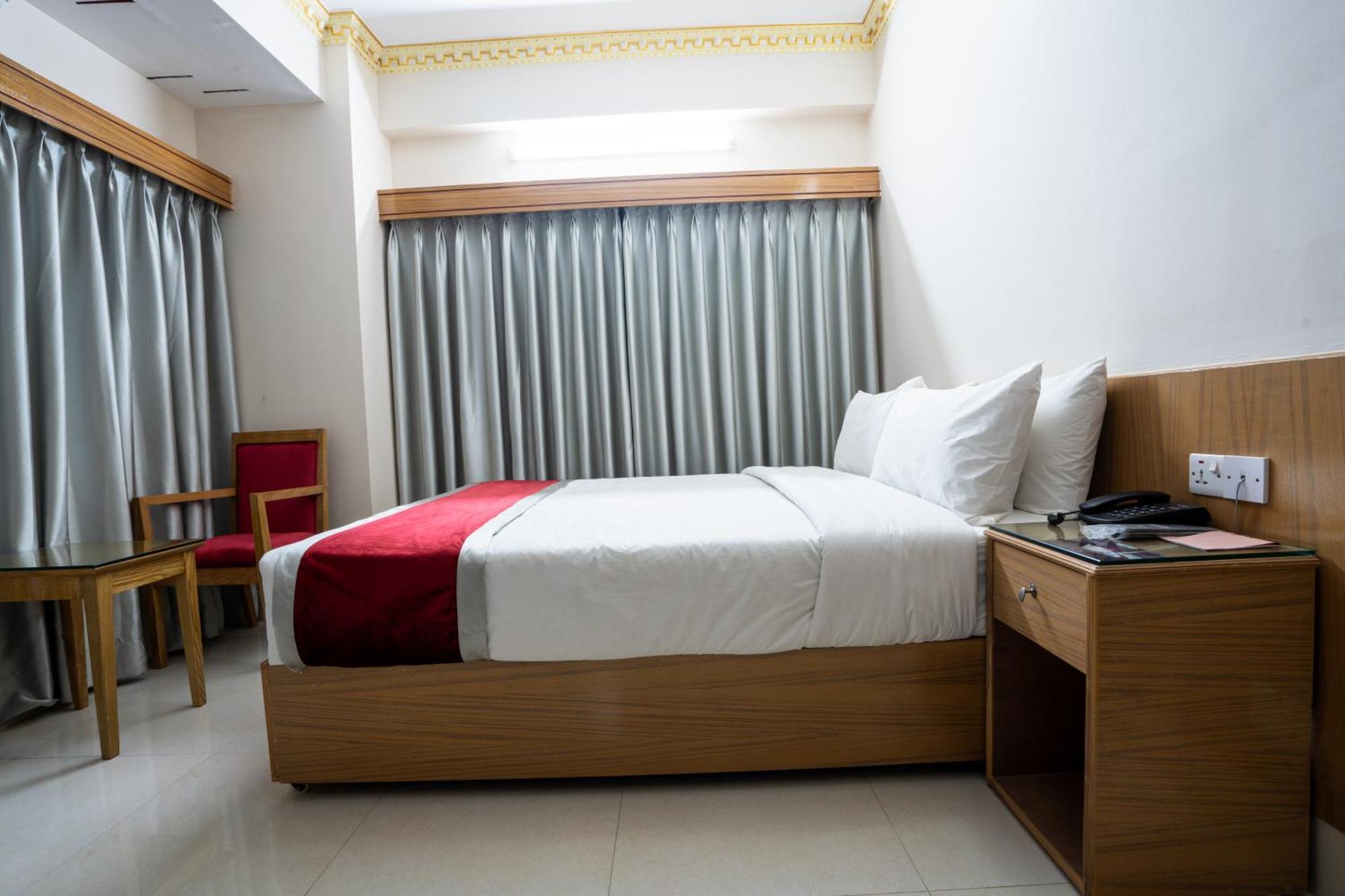 Hotel Safa Residency - Dhaka Extérieur photo